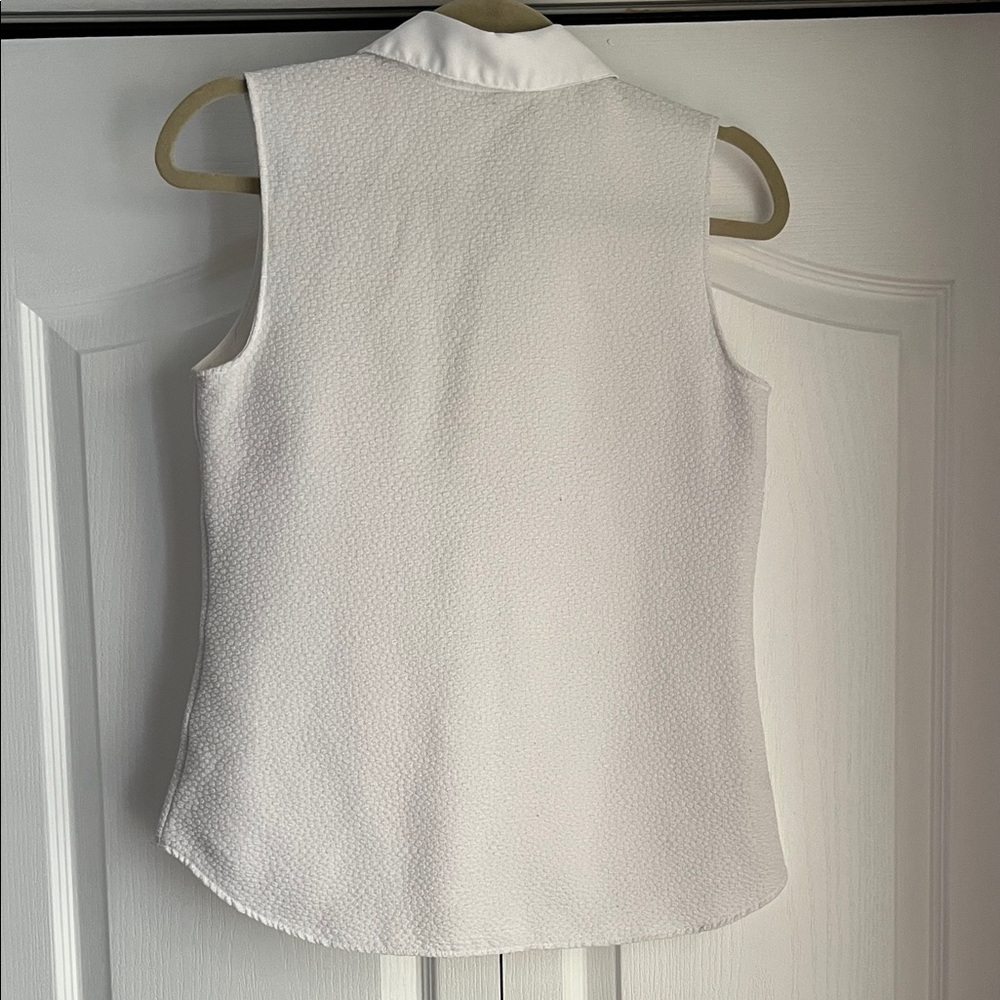 Ann Taylor Sleeveless White Textured Blouse - Picture 7 of 11